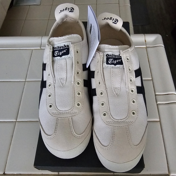 NWT Authentic Onitsuka Tiger Mexico 66 Slip-on Birch & Midnight Size 6.5 Women - Picture 5 of 9